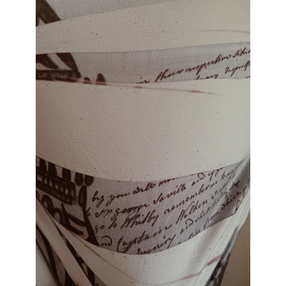 Forever 21 Cinched Paris Dress - Picture 7 of 9